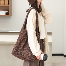 �n��͹ű��y���ذ��ٴ�r����Ƥ�qҸ�°��W�tײɫ�����μ��Ů��