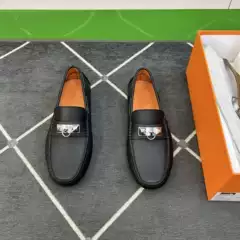 Men's Handcrafted Genuine Leather Casual Loafers Slip-Ons — Designer Style