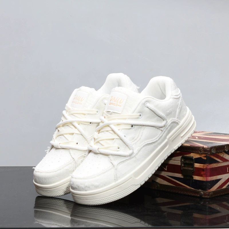 Маленькие белые туфли Мужские туфли 2 новые весенние и летние повседневные кожаные кроссовки