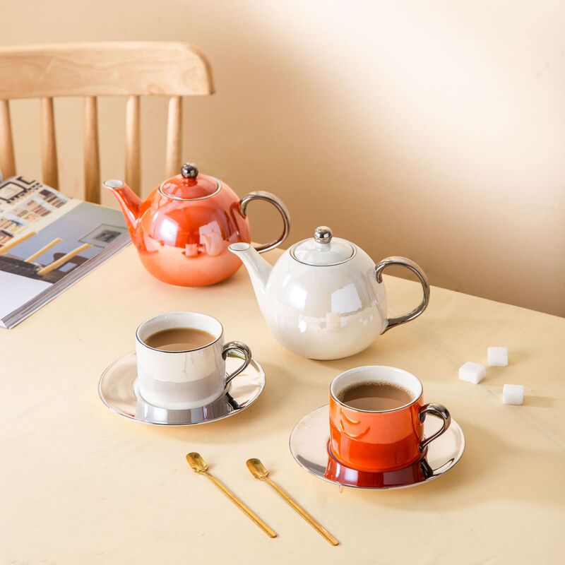 One-piece delivery retro light luxury European style golden edge ceramic coffee cup and saucer cappuccino afternoon tea set Coffee Pot