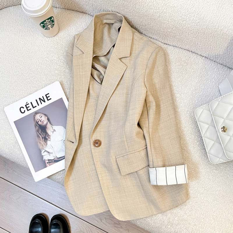 Apricot-Colored Thin Blazer for Women, 2026 Summer New Style, Three-Quarter Sleeves, Casual, Slimming, High-End, Trendy Street Style Suit