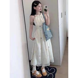 韩系甜美学院风小清新碎花裙小众高级设计感通勤挂脖蝴蝶结长裙女