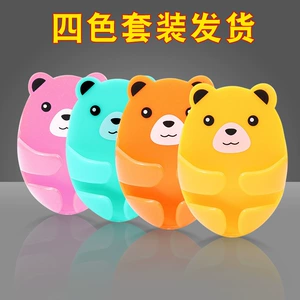 [卡通抱抱熊免打孔电源插座挂钩强力无痕卡通插头挂钩厨房小熊粘钩]