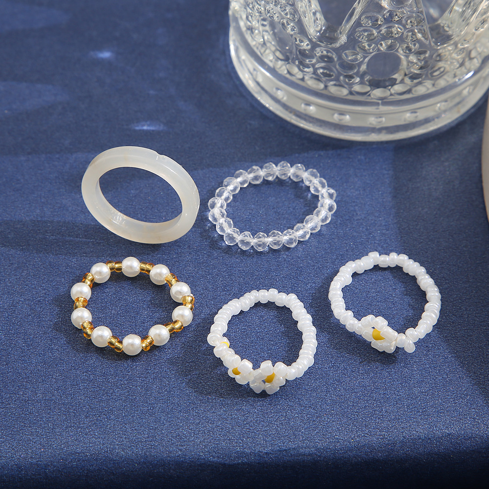 Europäische Und Amerikanische Einfache Mode Blumenperlen Perlenring 5-teiliges Set display picture 3