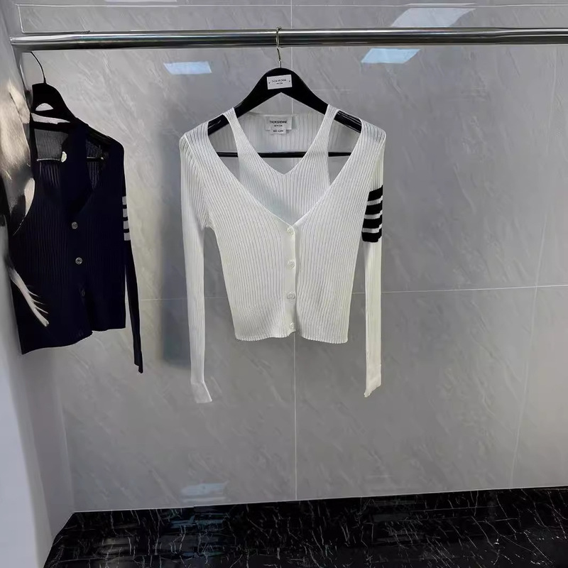 TB Shoulder Hollow Fake Two-piece Pullover Knitted Cardigan with Crewneck Design Placket Cardigan Tencel Wool Fabric