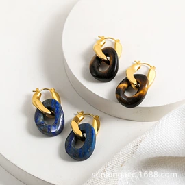 耳钉;耳环;项链