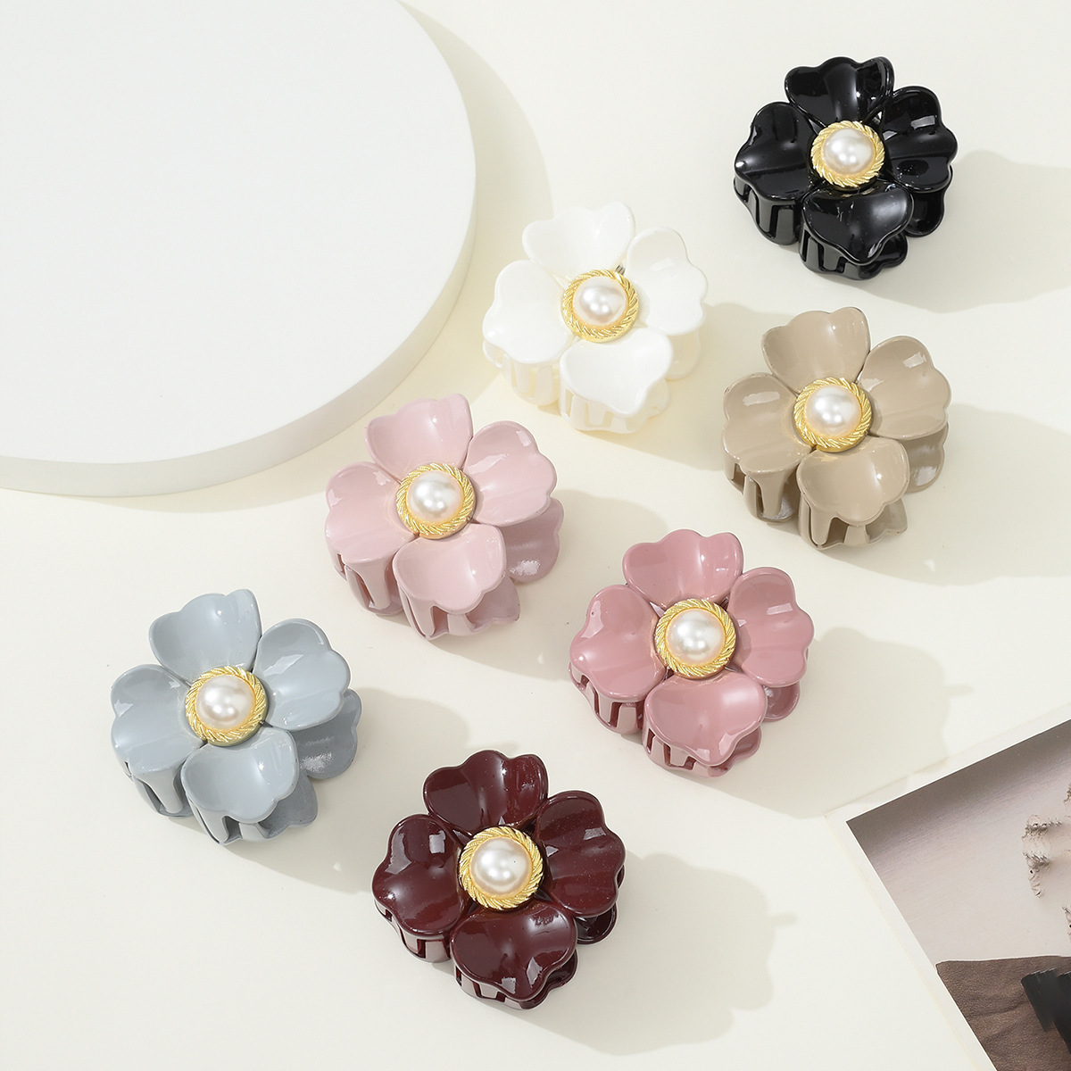 Fermaglio capelli fiore perla stile coreano quadrifoglio elegante_voghion.com