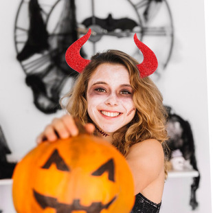 �f�}���b��^�����߼tɫС������ţ�ǐ�ħ�l�����b����l���Ʒ