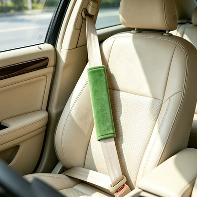 Seat belt shoulder pad Four Seasons Universal Soft Plush - plush-green-safety-belt-shoulder-pad