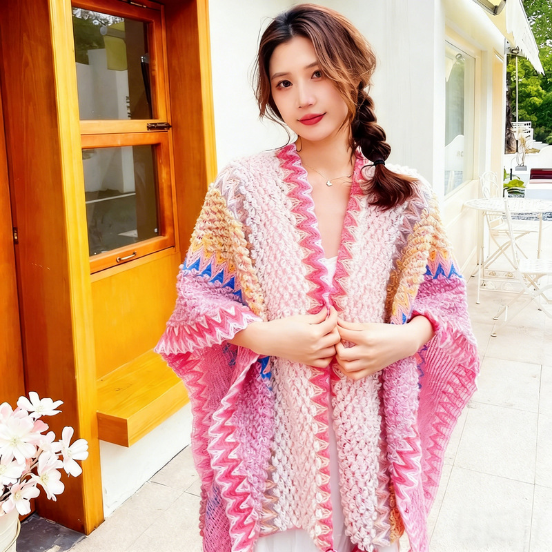Introduction to ethnic style knitted shawls and wearing scenarios (3)