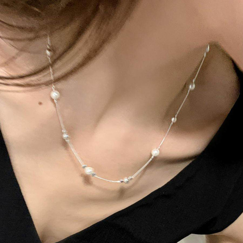 Korean-Style Spaced Pearl and Silver Bead Necklace, Ins-Style Personalized Silver Bead Necklace for Women, Simple Niche Design Clavicle Chain Korean-Style Spaced Pearl and Silver Bead Necklace, Ins-Style Personalized Silver Bead Necklace for Women, Simple Niche Design Clavicle Chain