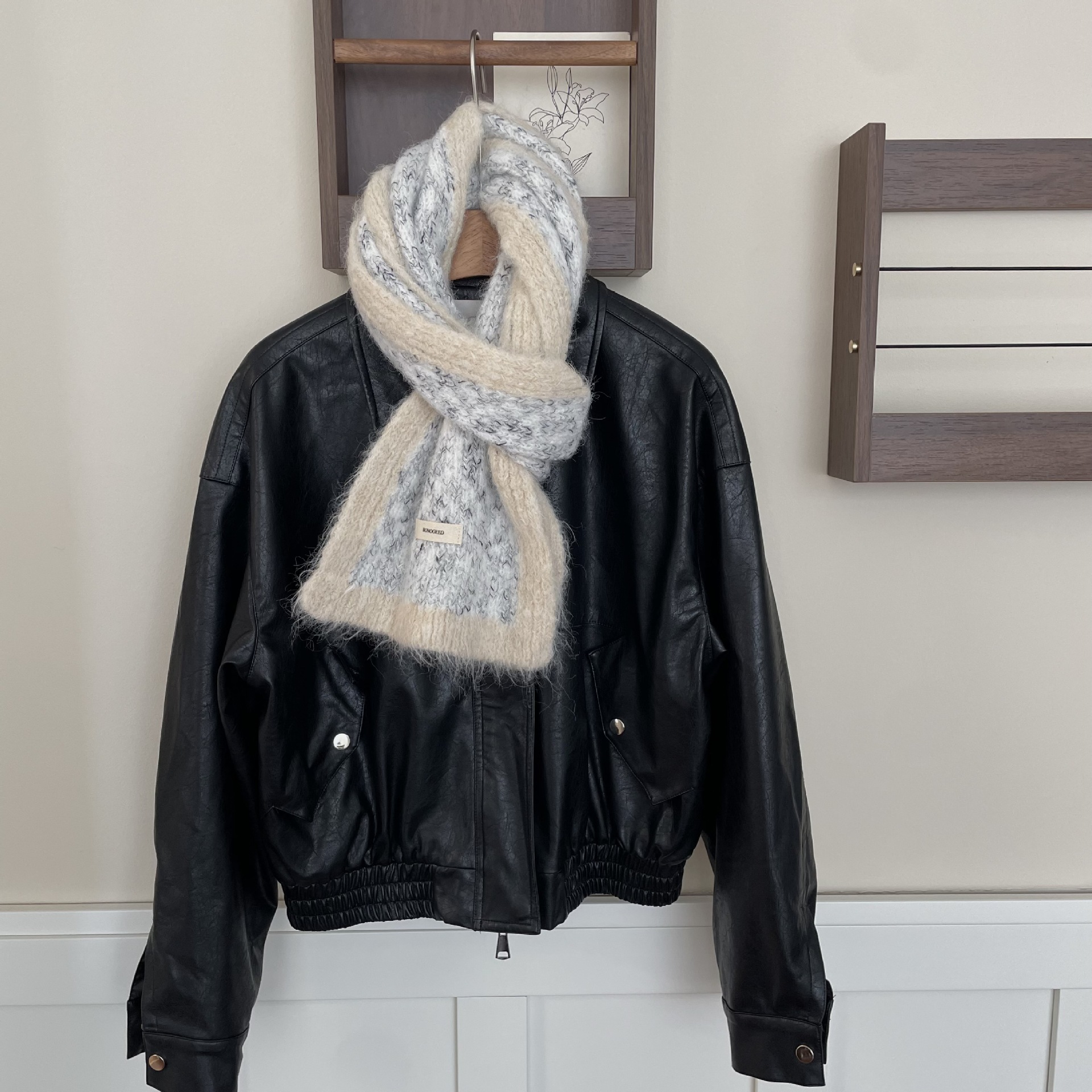 Écharpe à bordure contrastée en fil à pois pour l'automne et l'hiver, nouvelle écharpe tricotée en mohair collant doux, simple, à la mode et_voghion.com