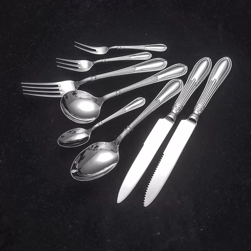 不锈钢西餐具刀叉勺餐厅加厚牛排刀叉高颜值浮雕甜品勺叉餐具套装