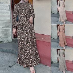 Muslim woman Muslim vintage floral print dress