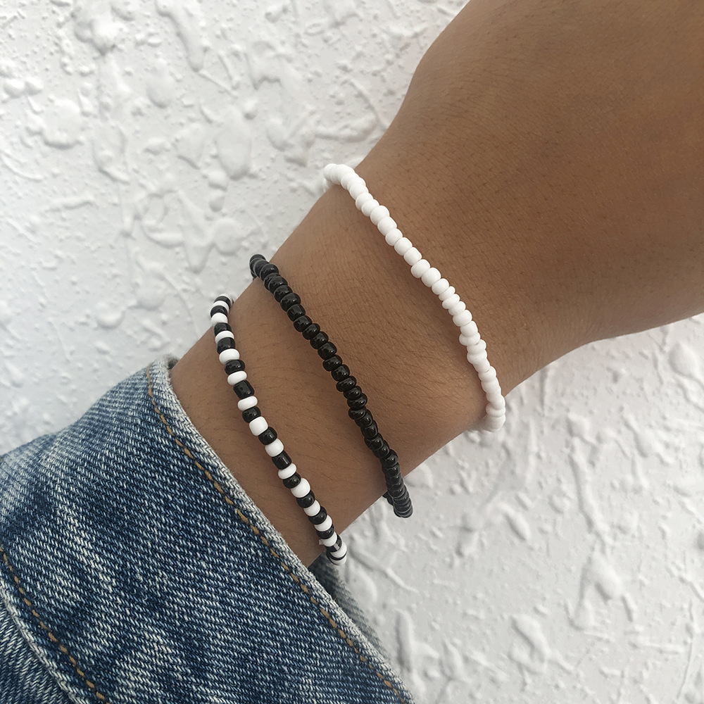 Pulsera De Cuentas En Blanco Y Negro De Estilo Étnico Al Por Mayor Nihaojewelry display picture 1