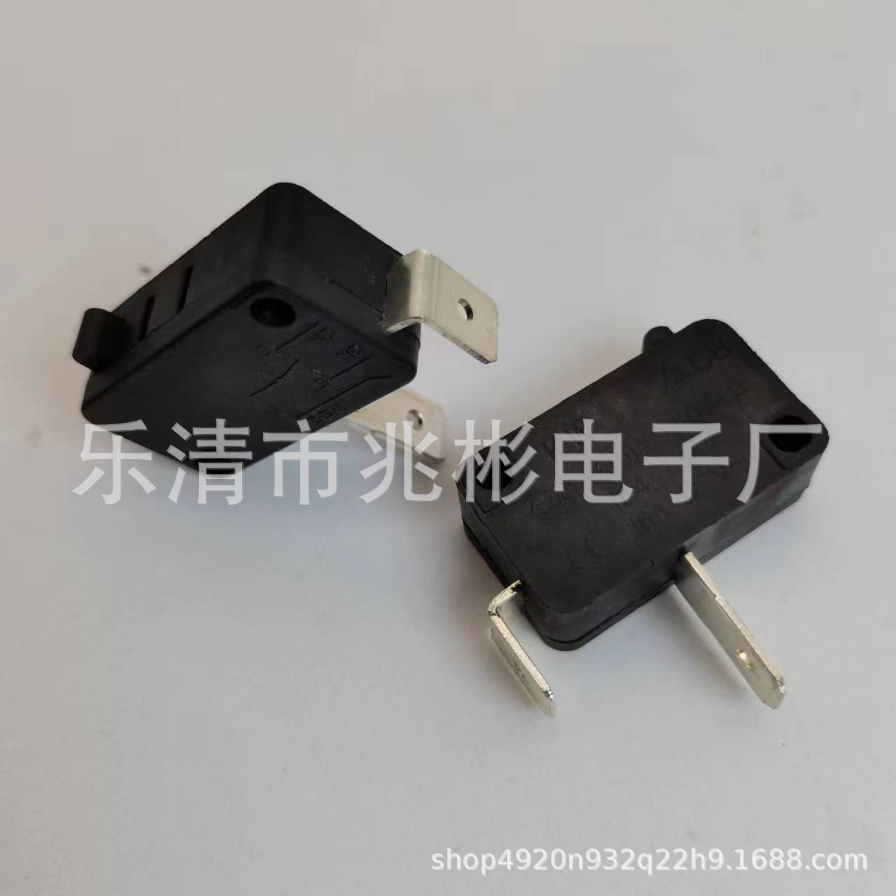 供应大微动开关 KW-12 防尘 防水形微动开关大电流行程微动开关