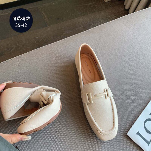 Universal shoes for summer and autumn