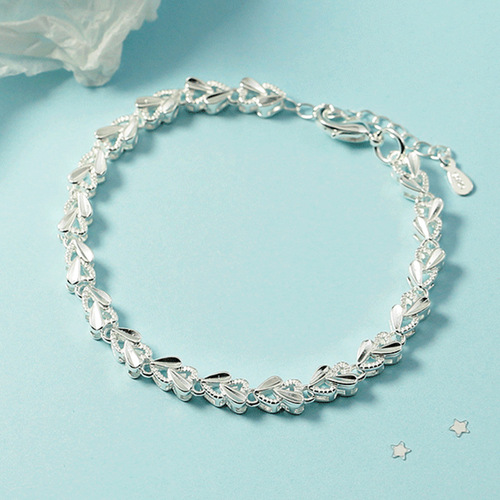 Korean style simple love bracelet for women, personalized design, student gift to girlfriend, best friend’s birthday gift trend