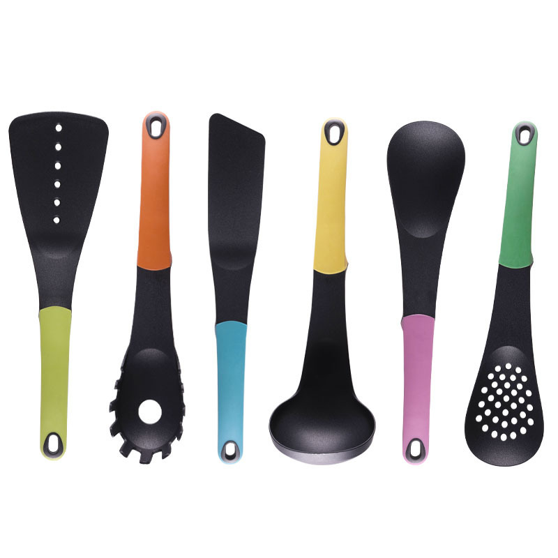 mango de plástico de goma resistente a altas temperaturas, conjunto de utensilios de cocina de nylon, 6 piezas de mango de plástico de goma con marco para colgar una olla antiadherente