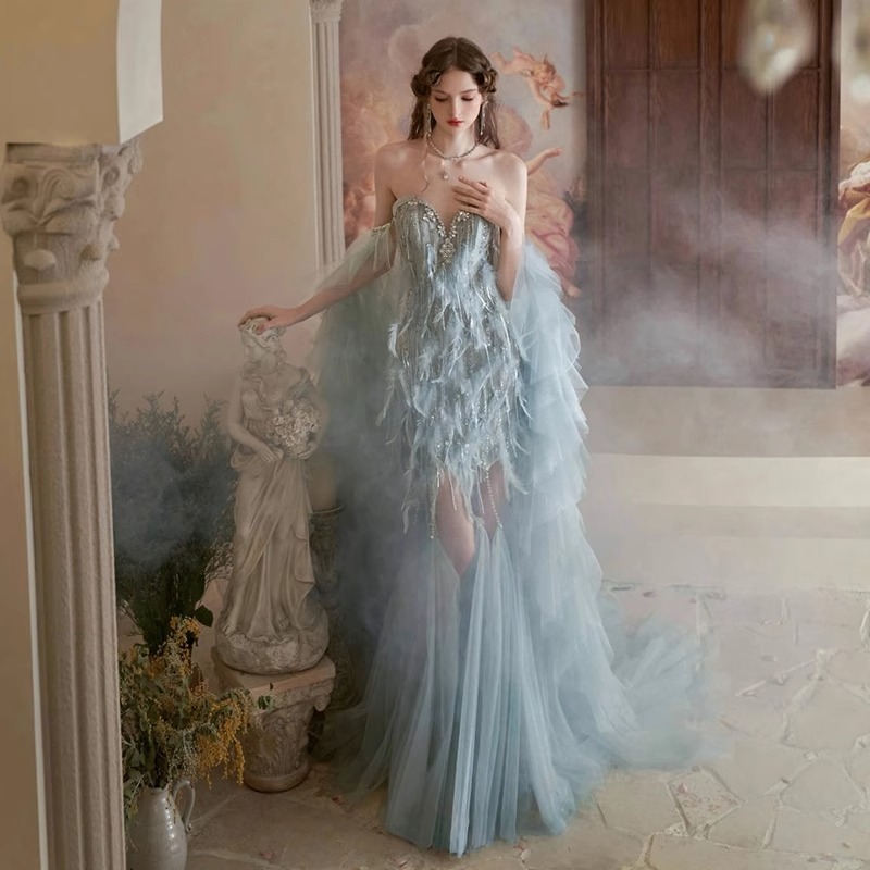 2026 New Blue Feather Banquet Evening Dress Host Niche Birthday Party Princess Dress Engagement Robe