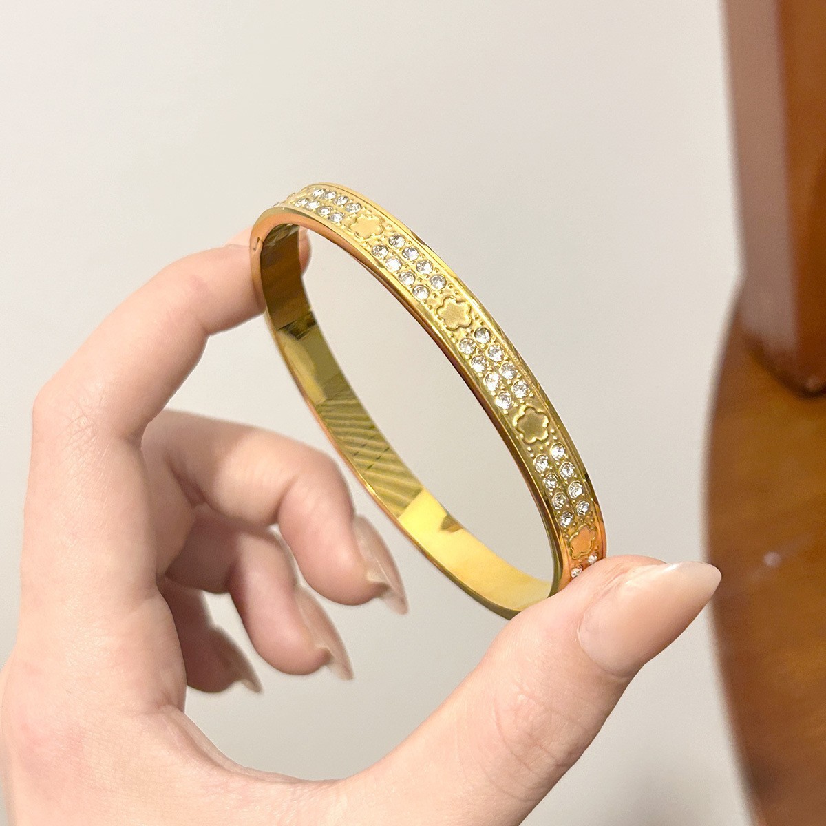Floral Diamond Bangle Bracelet Titanium Steel Couple Jewellery_voghion.com