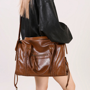 �羳��ʽ�͹řC܇���μ�б������ذ����Ů�����������ٴ�ͨ�ڰ�