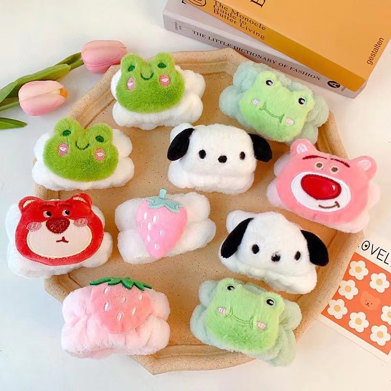 Internet celebridad de dibujos animados lindo correa de muñeca de felpa lavado de cara banda de pelo a prueba de humedad impermeable artefacto fresa oso chica sudor-cordón absorbente