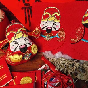"Van Chun" Embroidered God of Wealth Sachet DIY Kit Handmade Sachet for Mid-Autumn Festival