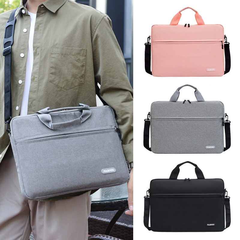 Light and thin one-shoulder bag