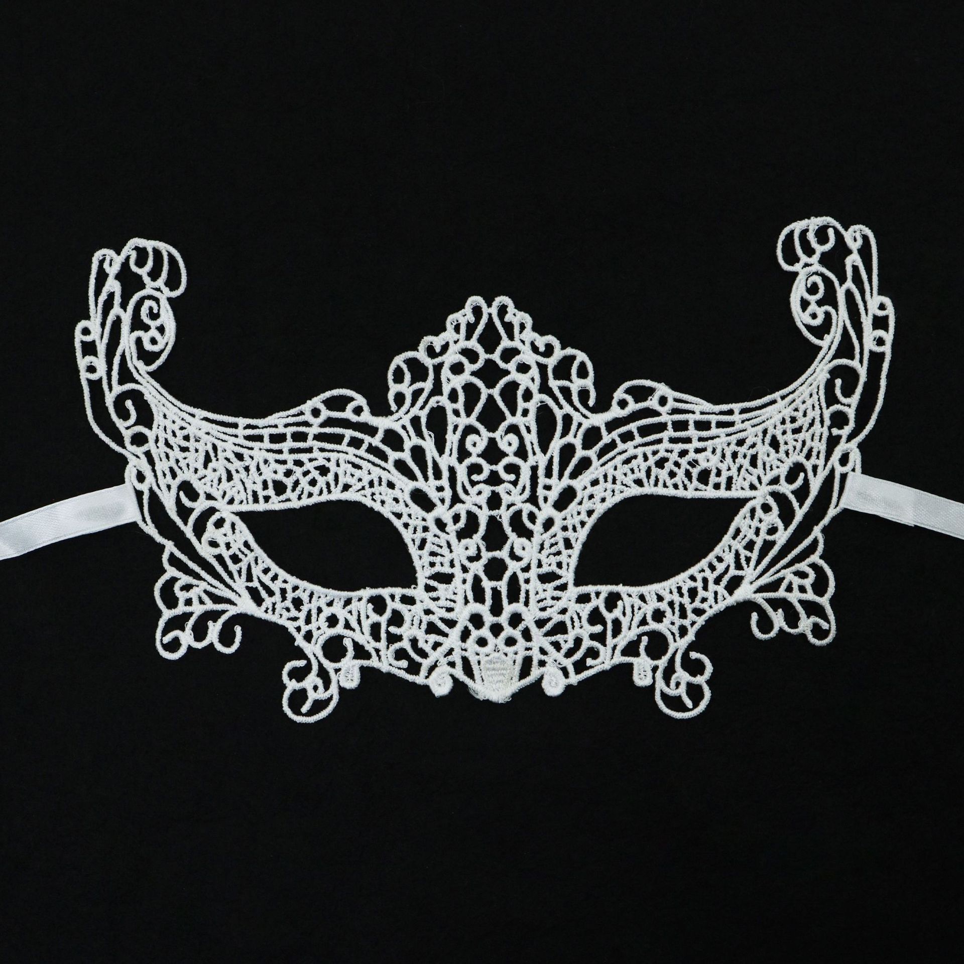 Carnaval máscara de encaje de venta transfronteriza máscara de maquillaje de fiesta de baile máscara de encaje amorfa máscara TK