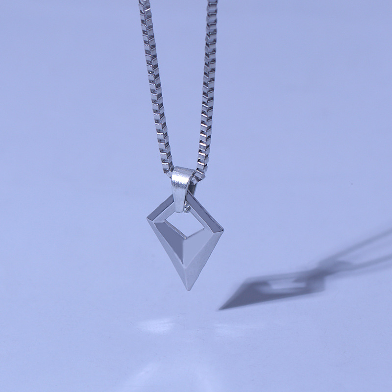 修5菱形三角锥形不锈钢项链