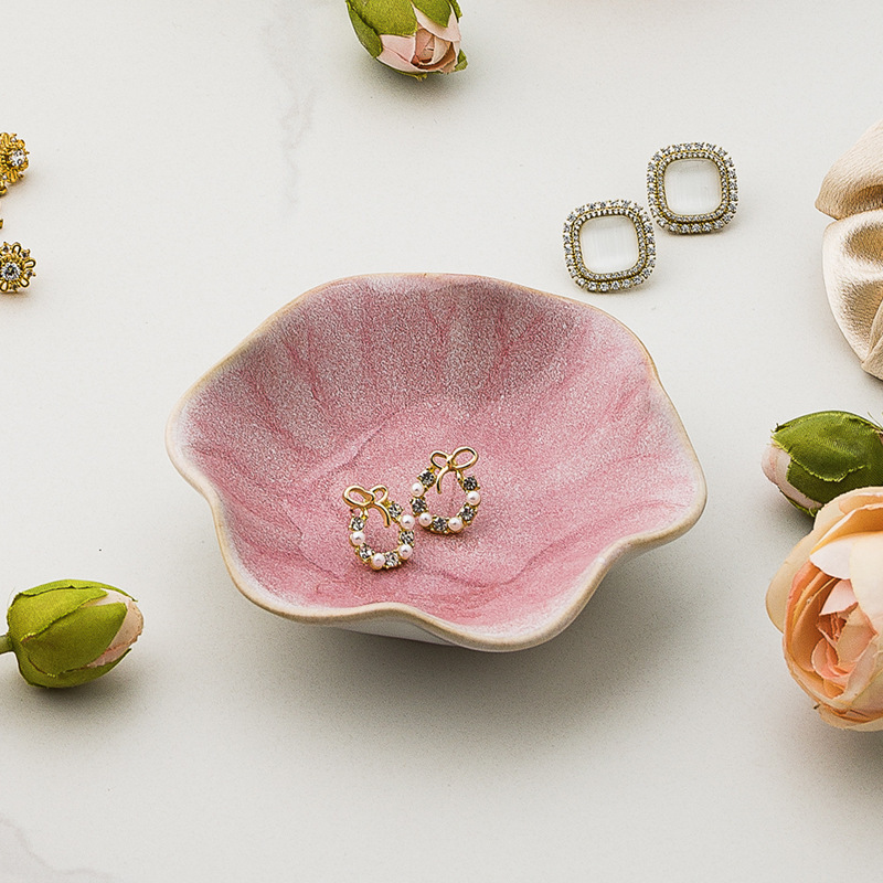 Japanese Style Kiln Change Lotus Leaf Dish Cross-border Foreign Trade Ceramic Jewelry Tray Explosions ins Home Storage Tray Ornaments Gift Giving Japanese Style Kiln Change Lotus Leaf Dish Cross-border Foreign Trade Ceramic Jewelry Tray Explosions ins Home Storage Tray Ornaments Gift Giving