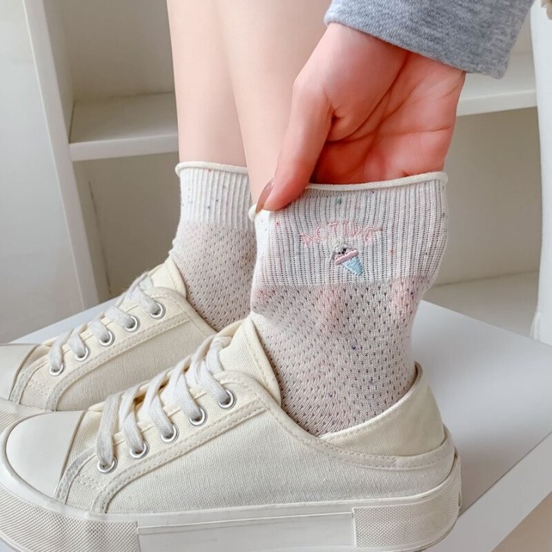 Women's Spring and Summer Thin Mid-Tube Socks, Trendy Versatile Mesh Cartoon Embroidered Rolled Edge Women's Socks, Yarn Cotton Socks