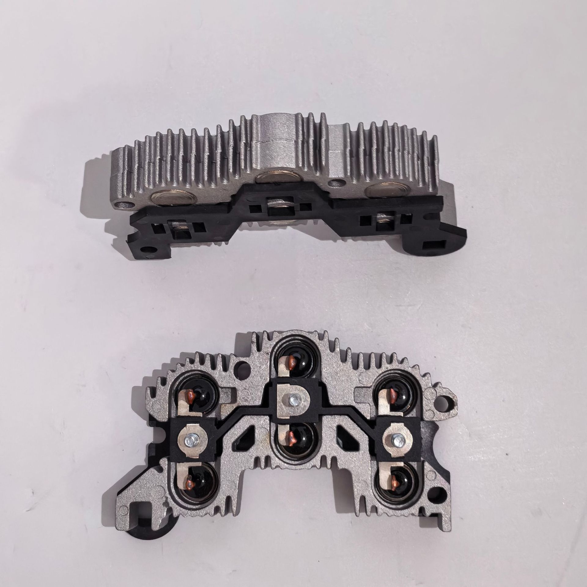 22si diode rectifier bridge assembly is suitable for Dongfeng Cummins heavy-duty truck parts and generator accessories