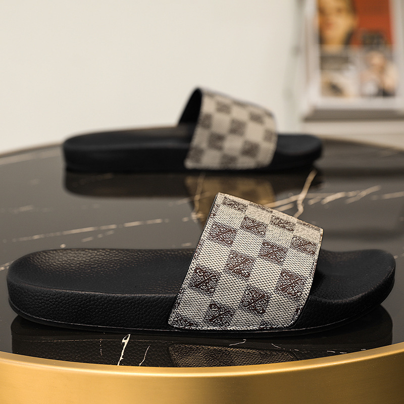 2026 Summer New Cross-Border Home Slippers with a High-End Feel, Indoor European and American Style Men's Slippers