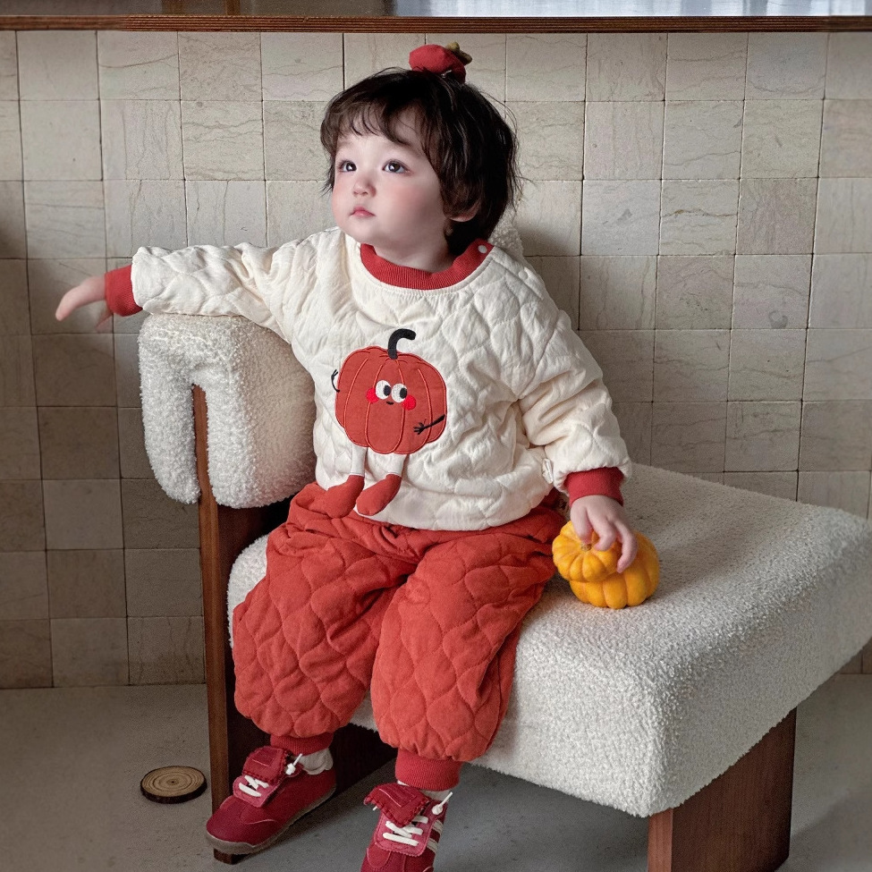 Ropa de bebé otoño e invierno nuevo estilo ropa de algodón para niños de un año traje acolchado de invierno para bebés dividido dos piezas ropa de invierno