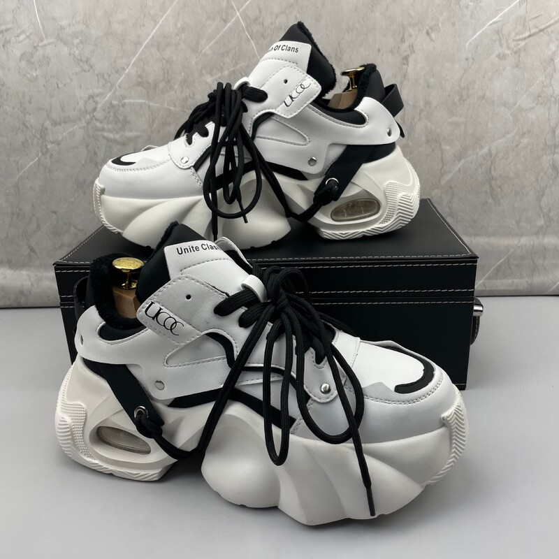 Winter Fleece-Lined Dad Shoes for Men, New Thick-Soled Casual Shoes, Trendy and Unique Sports Shoes for Men, Warm 2026 Trendy Shoes