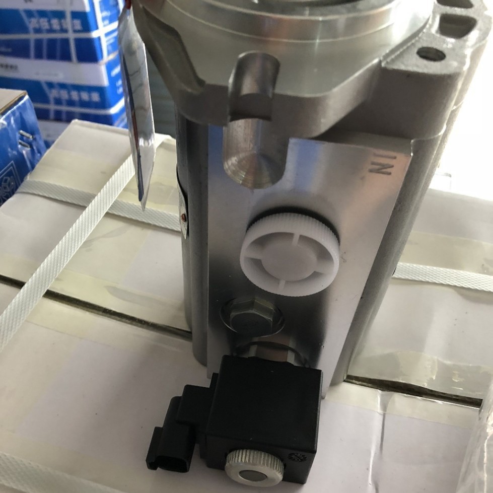 三一C8泵车风扇集成马达