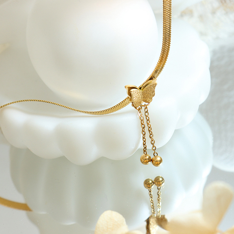 Klingenkette Frosted Butterfly Quaste Stahlperlen Sexy Halskette Mori Elegant Sanfte Nischenpersönlichkeit Schmuck_voghion.com