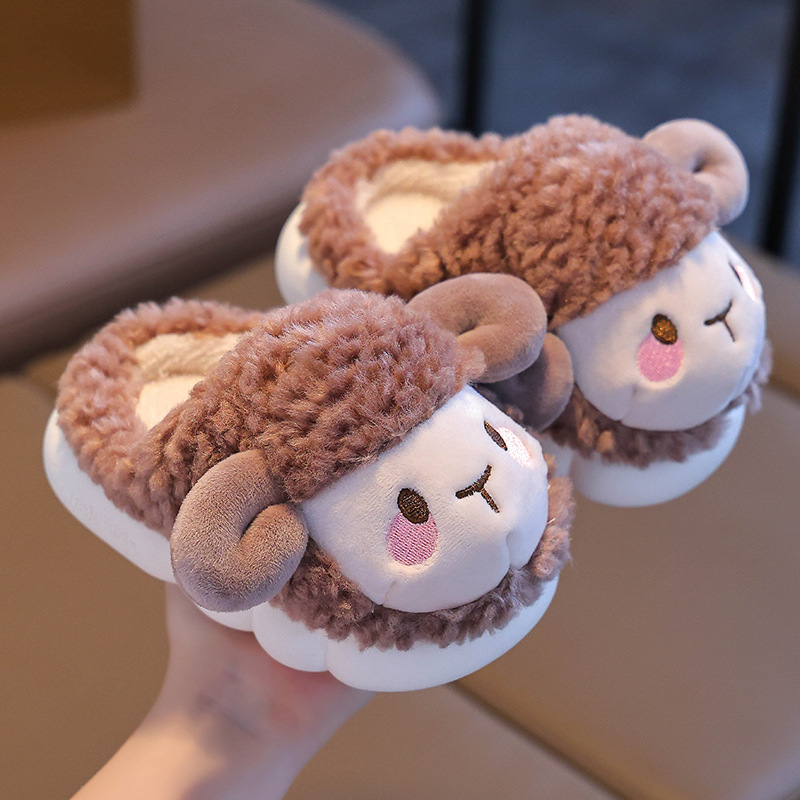 Zapatillas de algodón de invierno para niños niñas calentamiento y pelusa en el hogar, zapatos de algodón de tacones antideslizantes para niños pequeños