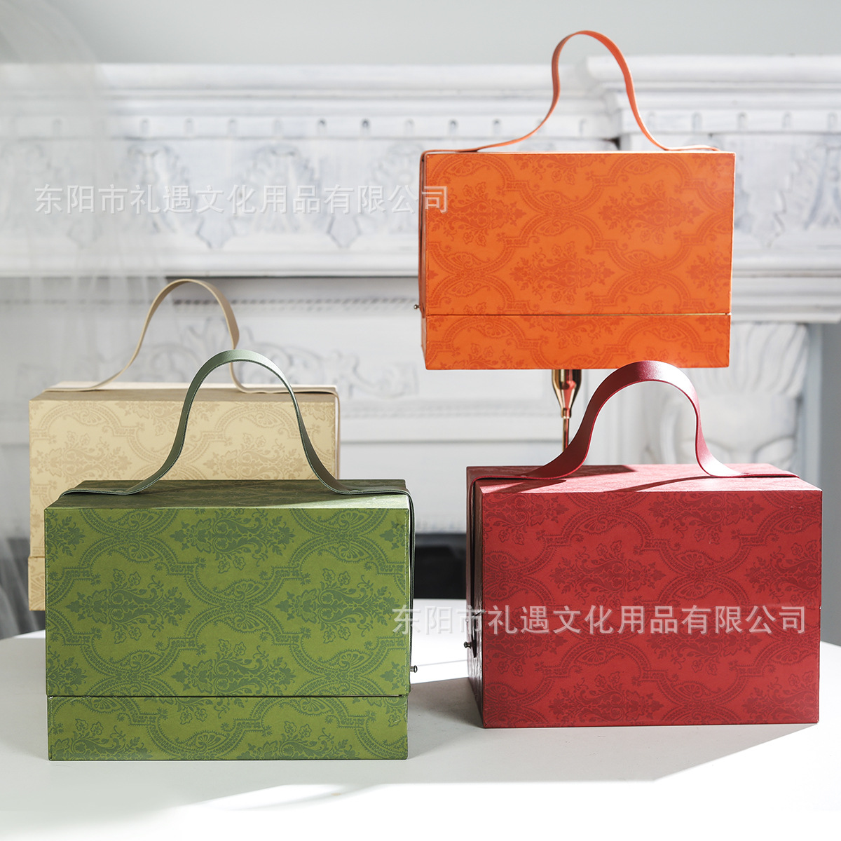 情人节伴娘伴手礼礼盒绒布翻盖书形盒质感丝绒喜铺婚礼喜糖盒子