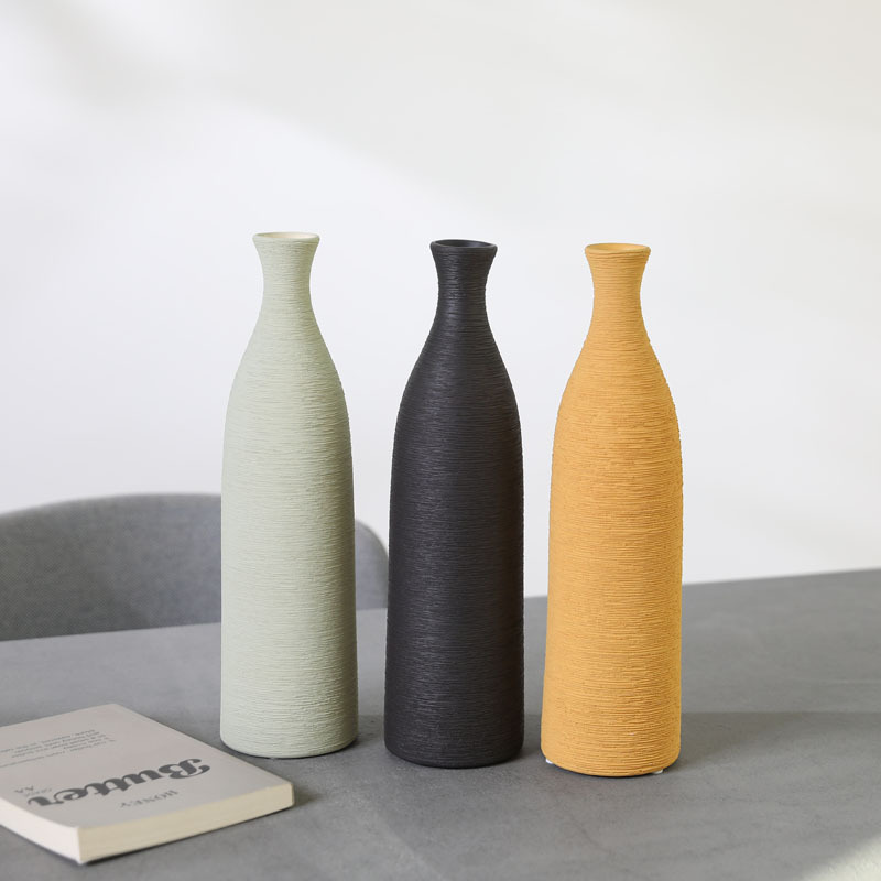 Vaso de cerámica simple negro y blanco cepillado moderno, flor de escritorio de la sala de estar, decoración suave, adornos
