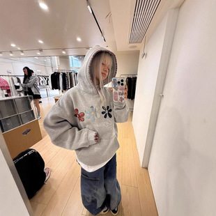 �OӋ�������b��Bñ�L������Ů�＾�¿�̽������@���⴩�ٴ��l��