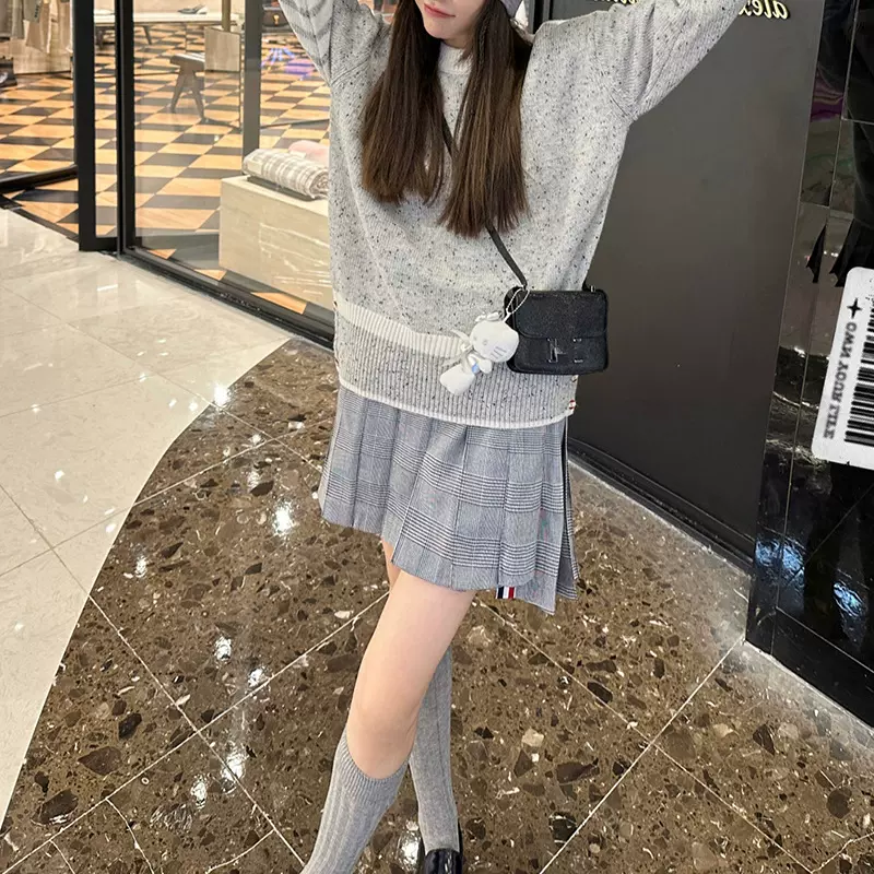 韩系女高返校季 复古夹花彩点纱柔软      羊毛针织毛衣