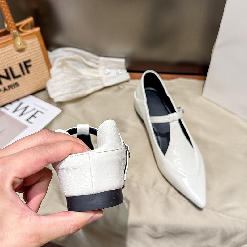 555-16 French Retro Inner Heightening Mary Jane Shoes 2025 Summer New Pointed Toe Fashionable Versatile Elegant Flats for Women