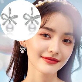 耳钉;项链;耳环