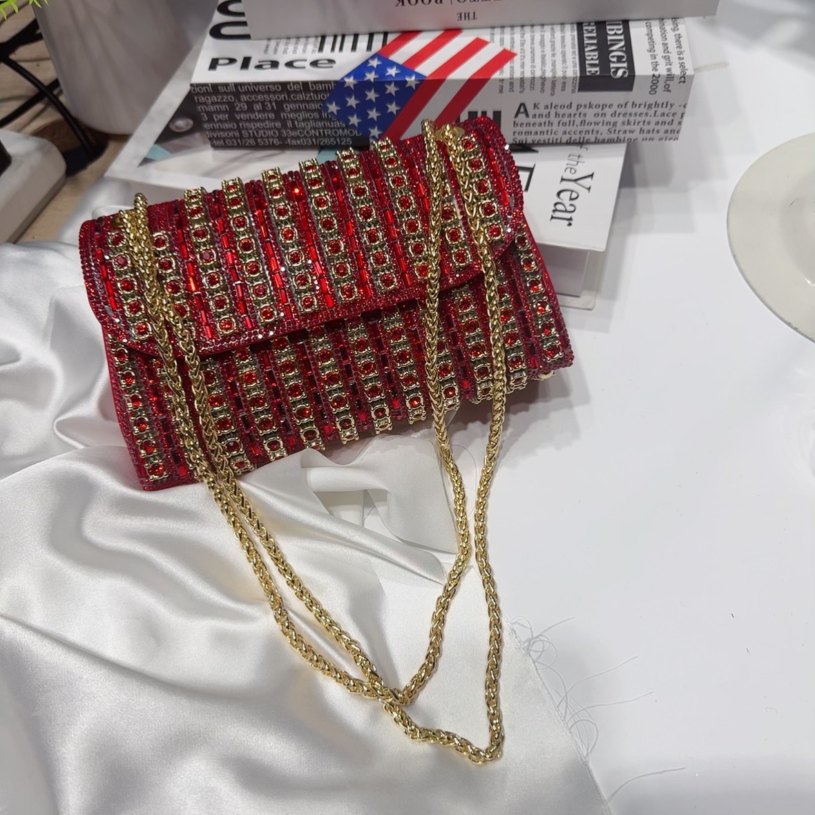 New foreign trade European and American retro underarm bag, casual and fashionable rhinestone small bag, niche single-shoulder bag, crossbody dinner bag undefined