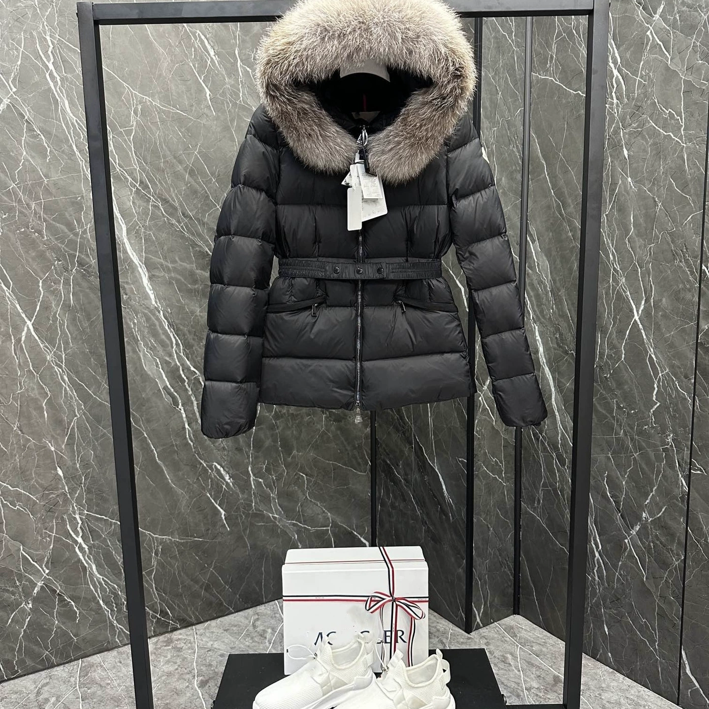Retro down jacket, fitted keep warm velvet brace, goose down