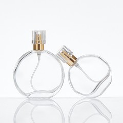 ネットセレブが愛用するシンプルで持ち運びやすいフラット型香水詰め替えボトル 30ml50ml100ml カップリング式ガラス製空ボトル