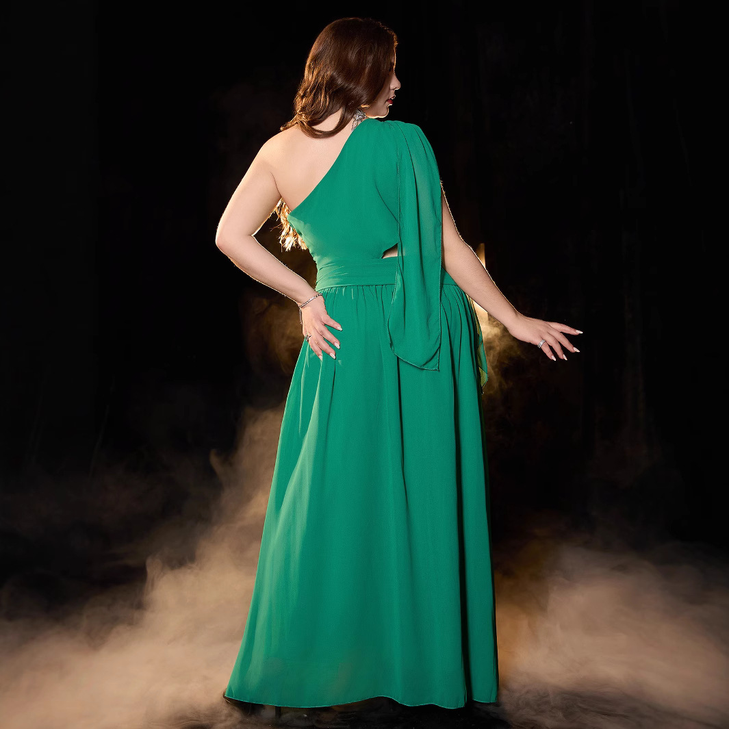 Ropa de mujer de talla grande Vestido largo sexy transfronterizo europeo y americano Vestido de noche sin tirantes del banquete de Amazon Vestido largo elegante de Dubai